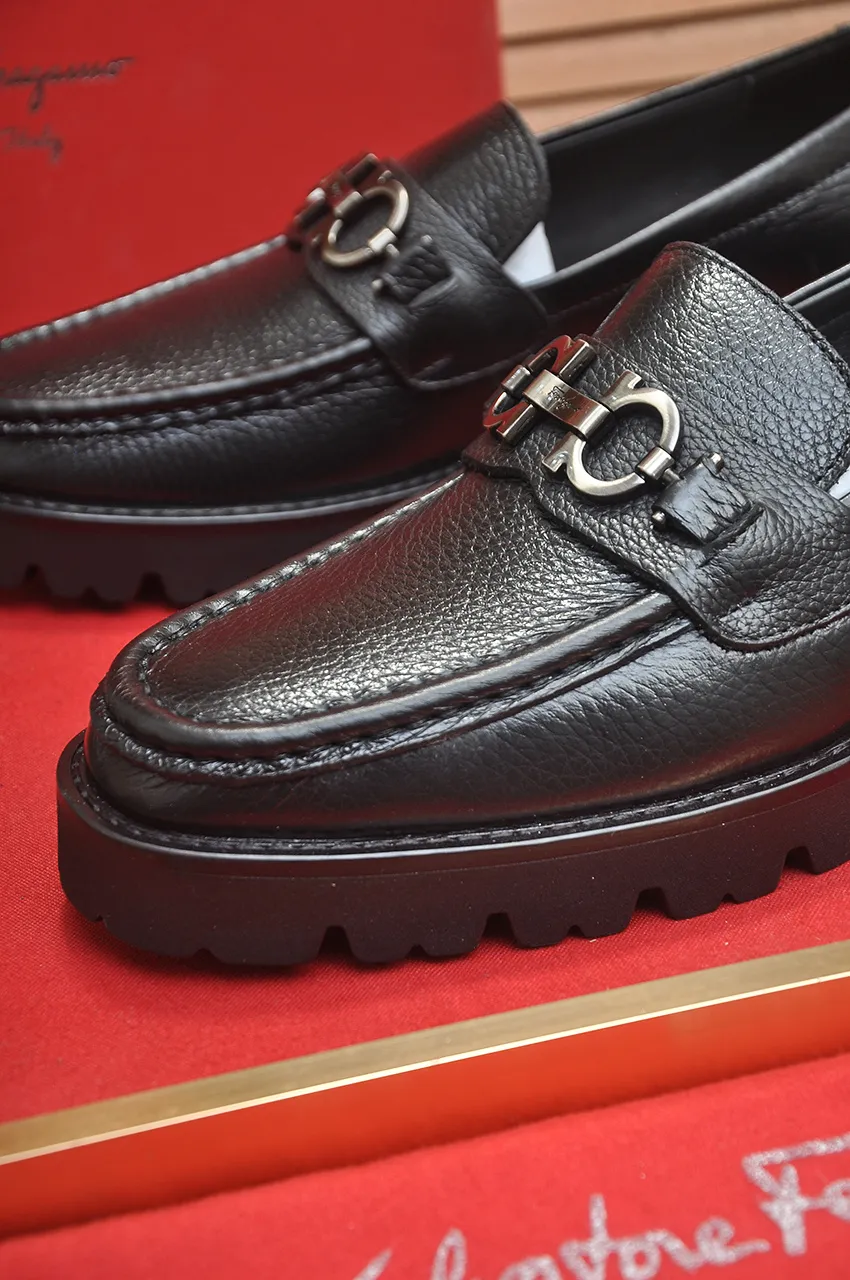Men's shoes 💰500💶[Ferragamo/Ferragamo] The latest model in the counter. Original imported high-quality cowhide with open edges + imported 🐂 water-dyed cowhide lining + original luxury metal buckle + original combined outsole. Comparison without pressure 38--45 (45 is custom-made and cannot be returned or exchanged)